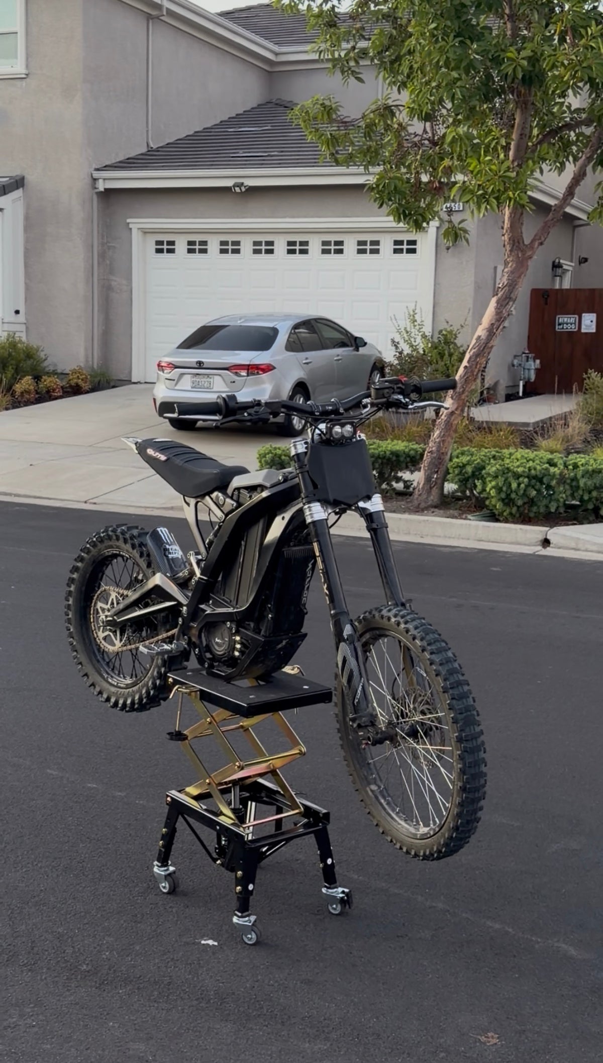 AxisRacing electric dirt bike